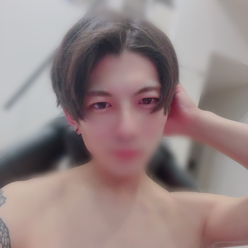 髪色