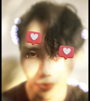 みなさんたまには分け目を変えたくなる時ってありますよね？