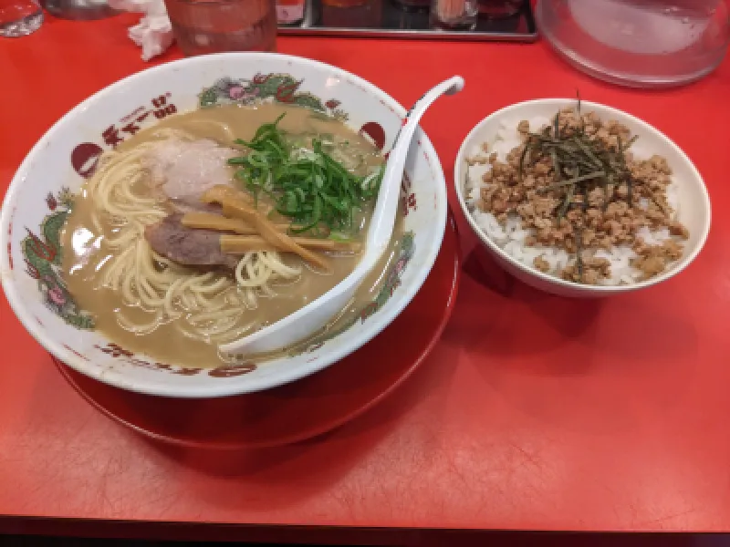 こってりラーメン食べました（笑）