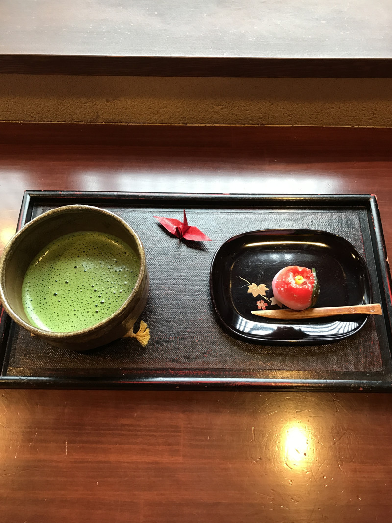 新しいYシャツを着ました